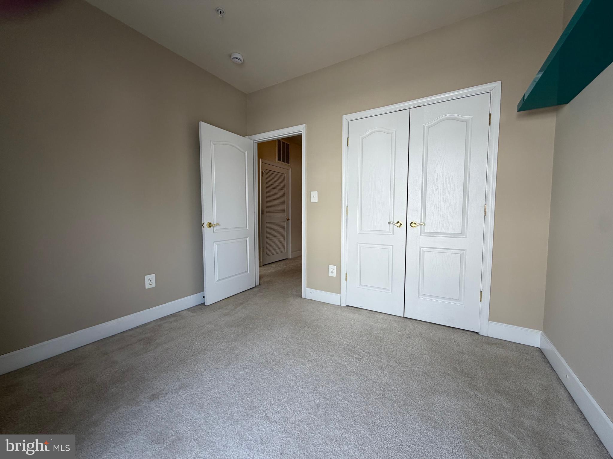 19461 DOVER CLIFFS CIRCLE 19461