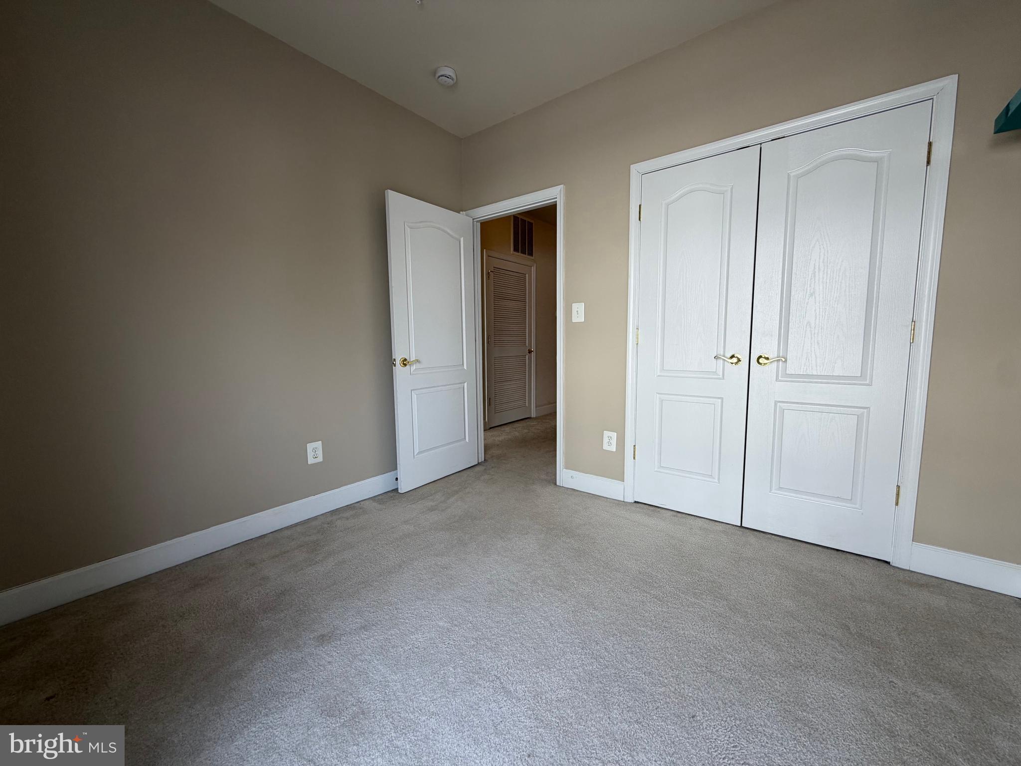 19461 DOVER CLIFFS CIRCLE 19461