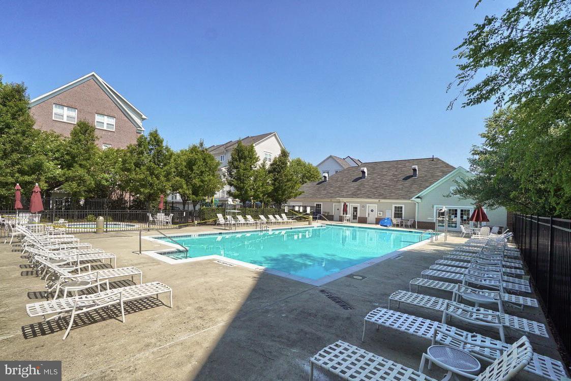 19461 DOVER CLIFFS CIRCLE 19461