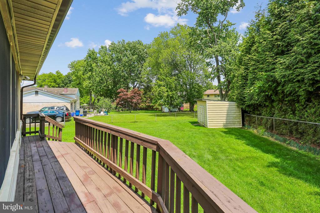 2 FOXHALL COURT