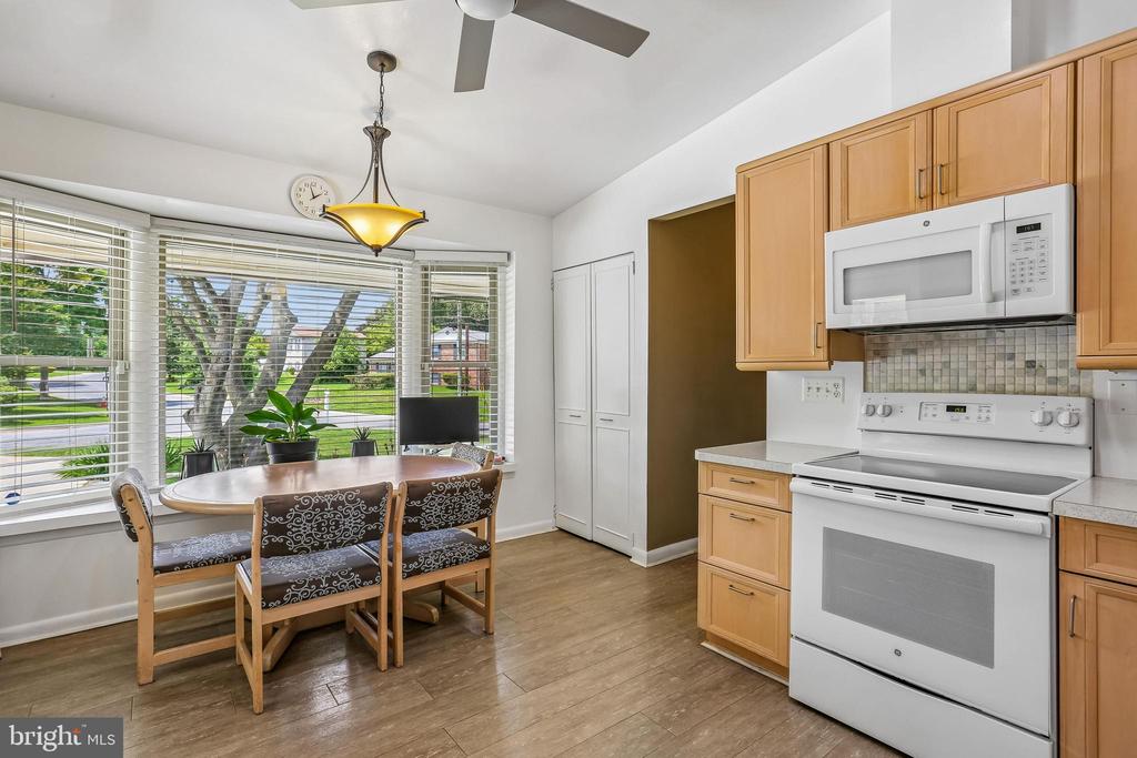 2 FOXHALL COURT