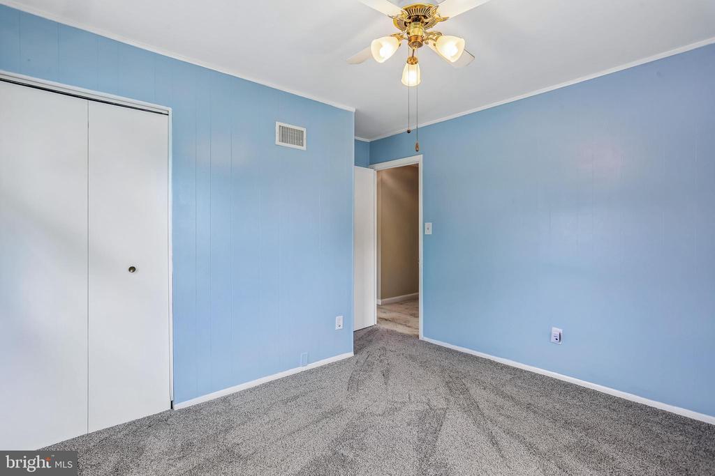 2 FOXHALL COURT