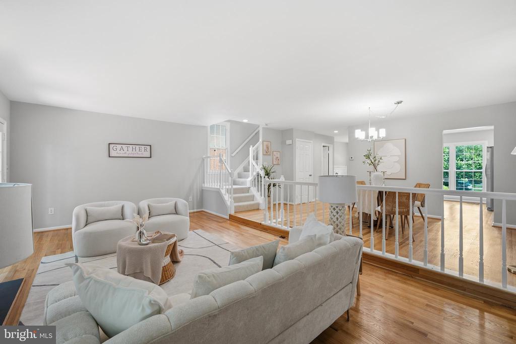 6028 LOGANWOOD DRIVE