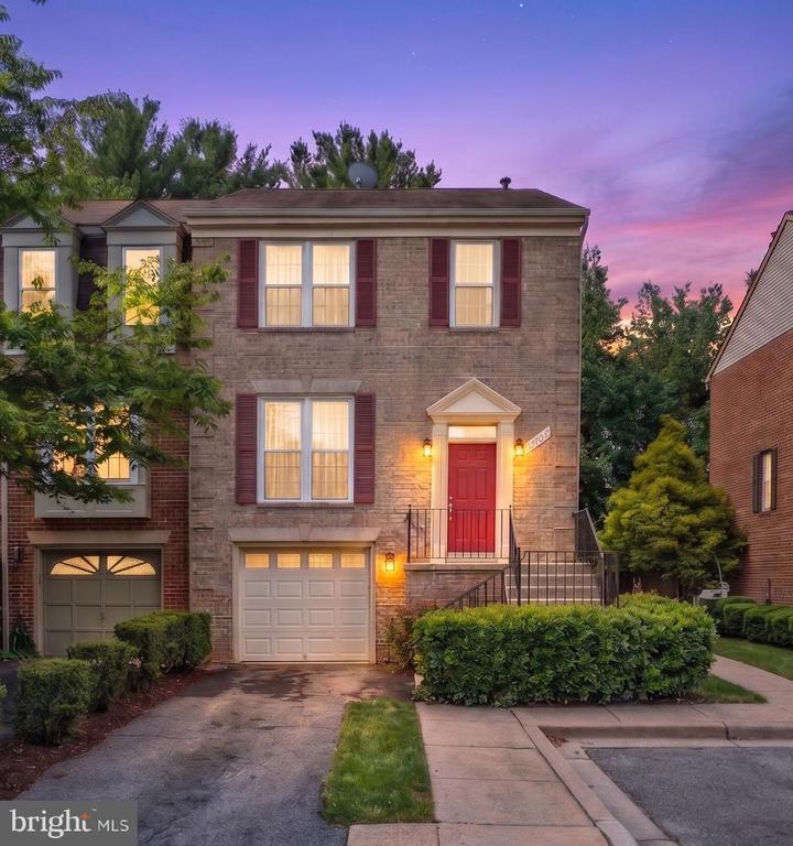 6028 LOGANWOOD DRIVE