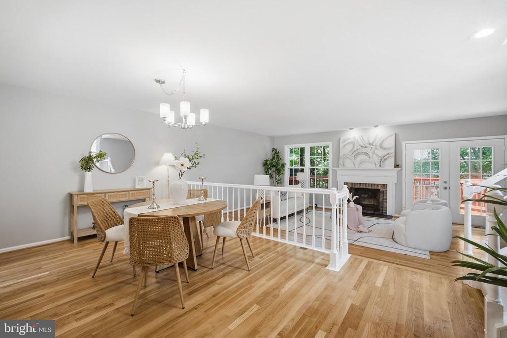 6028 LOGANWOOD DRIVE