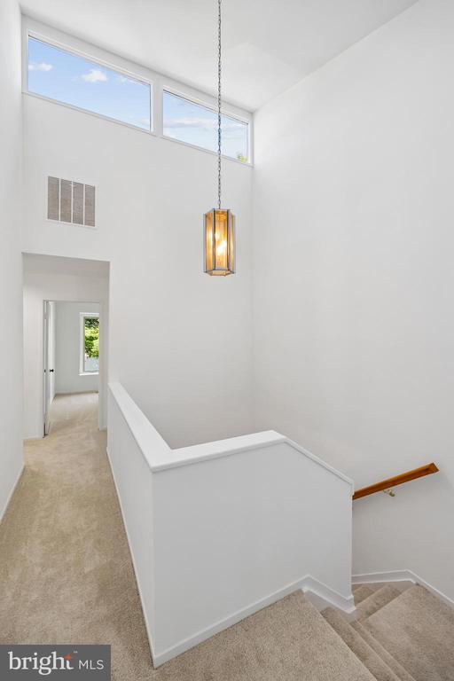 5904 VALERIAN LANE