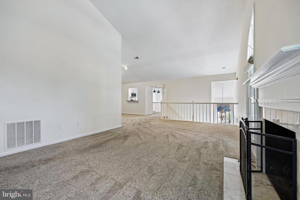5823 LINDEN SQUARE COURT 52