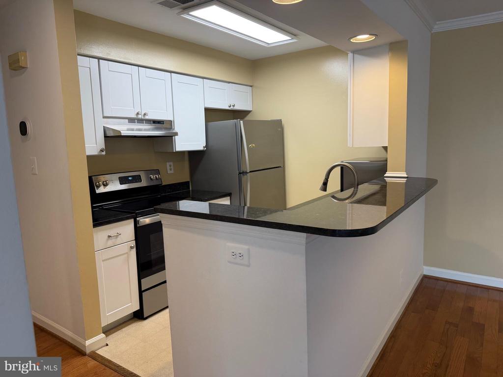 5911 BARBADOS PLACE Unit: 202