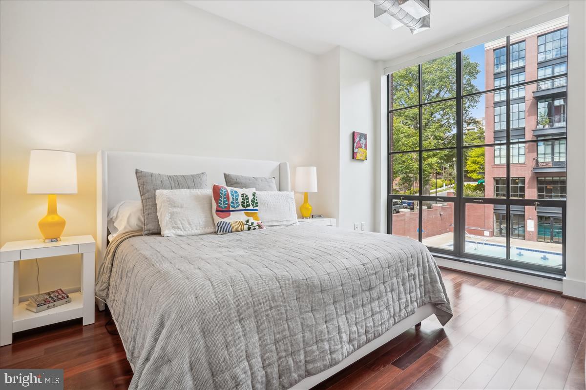 1615 N Queen St #M301