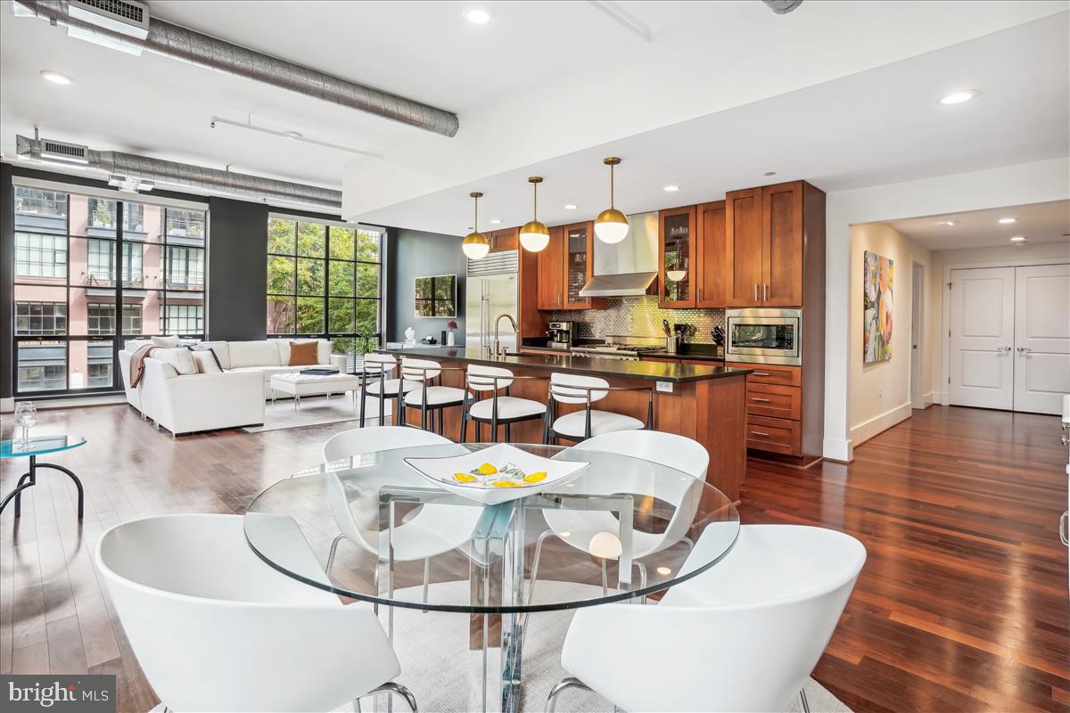 1615 N Queen St #M301