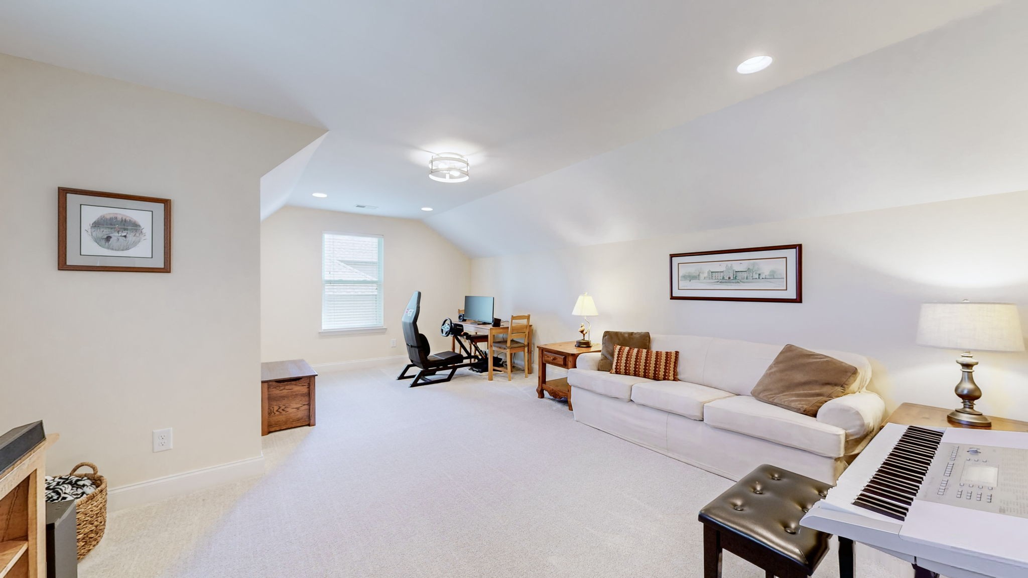 356 Irvine Ln