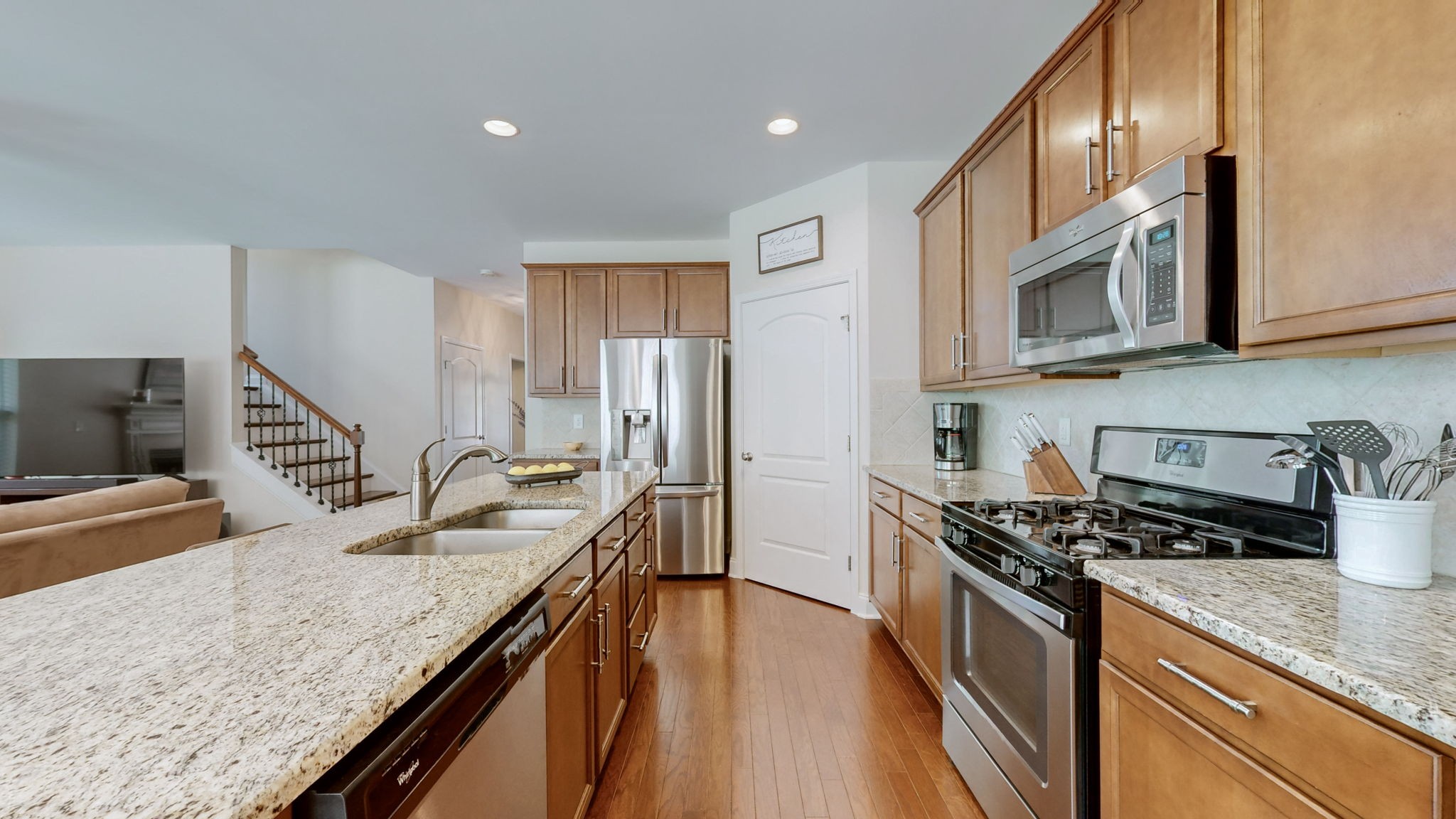 356 Irvine Ln