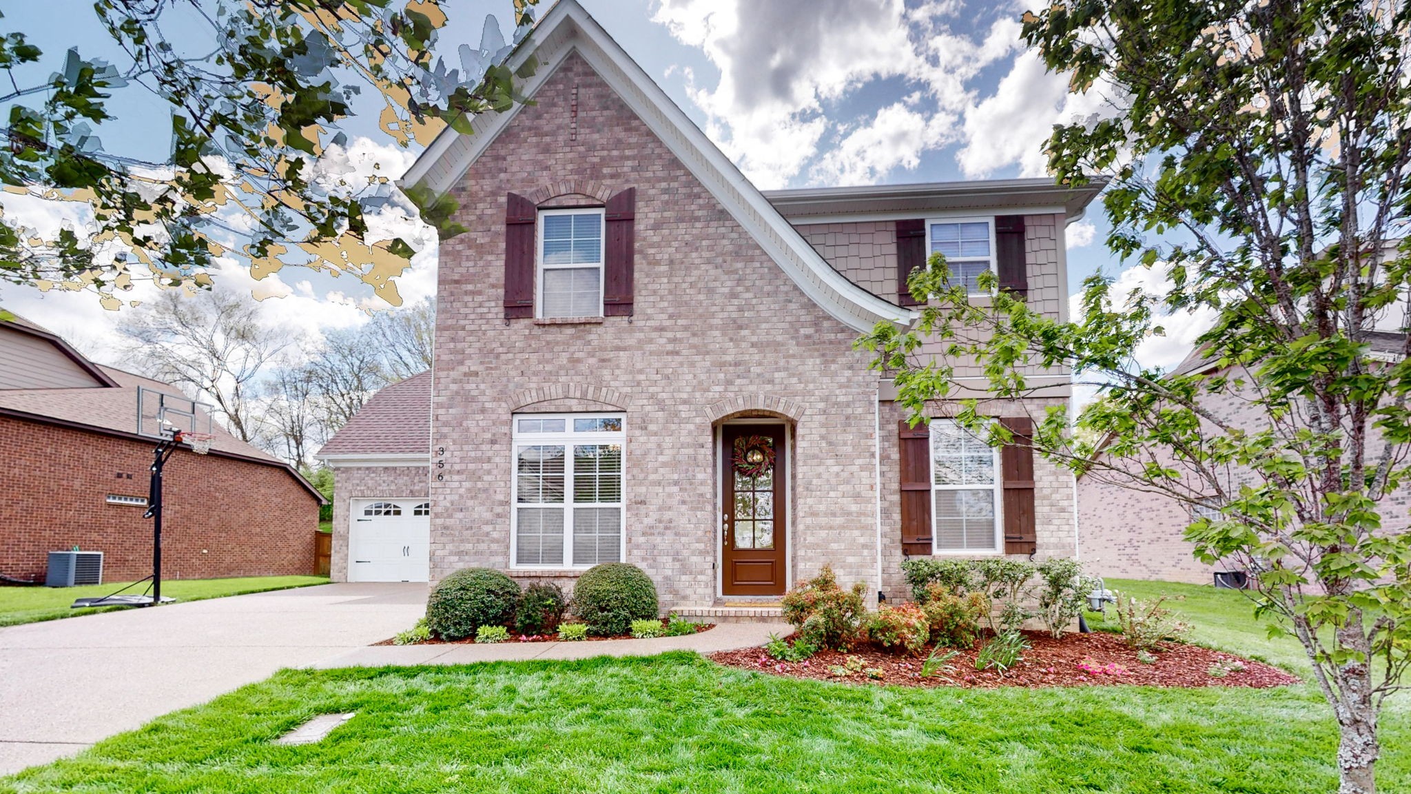 356 Irvine Ln