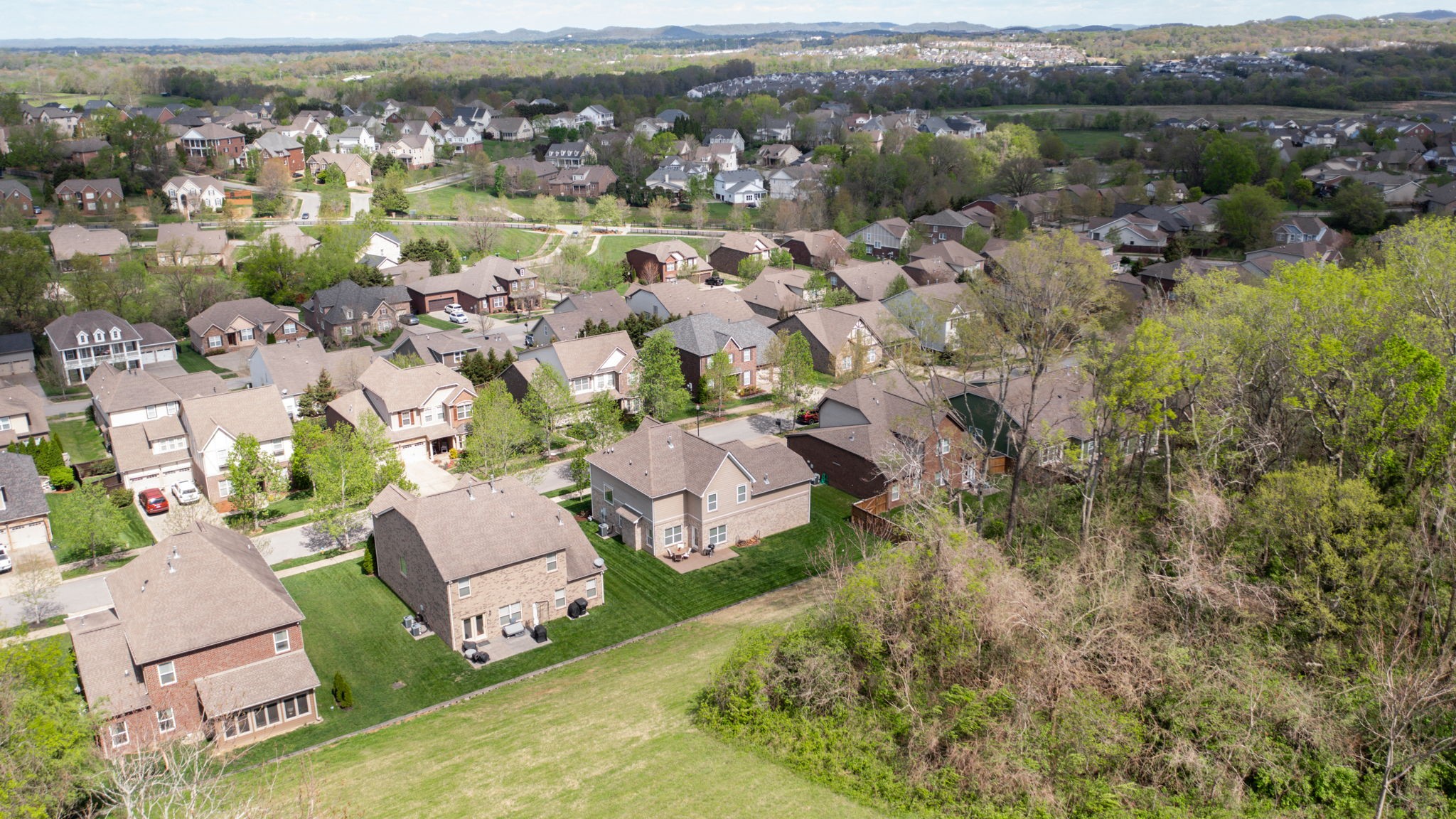 356 Irvine Ln