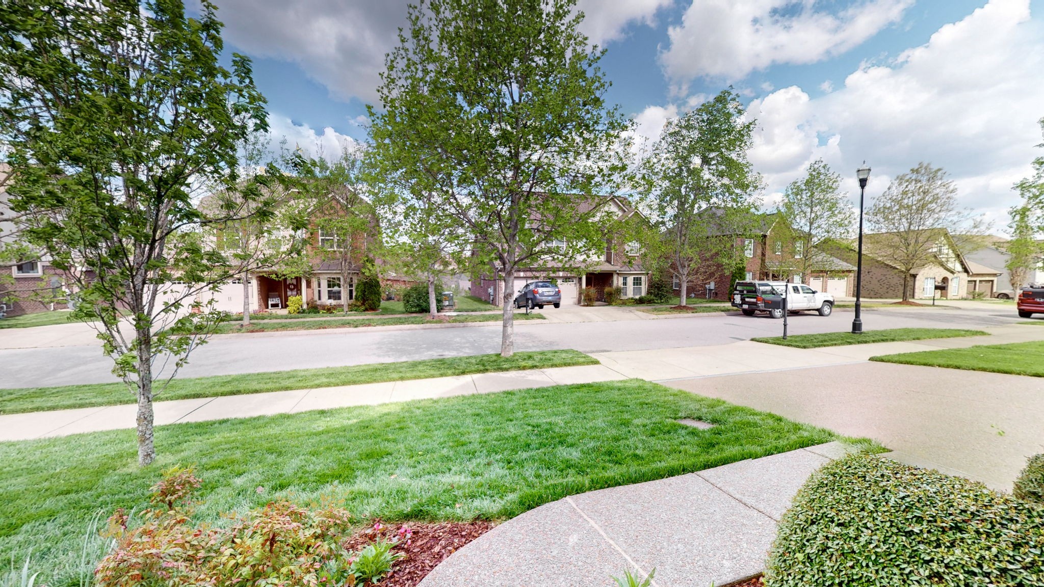 356 Irvine Ln