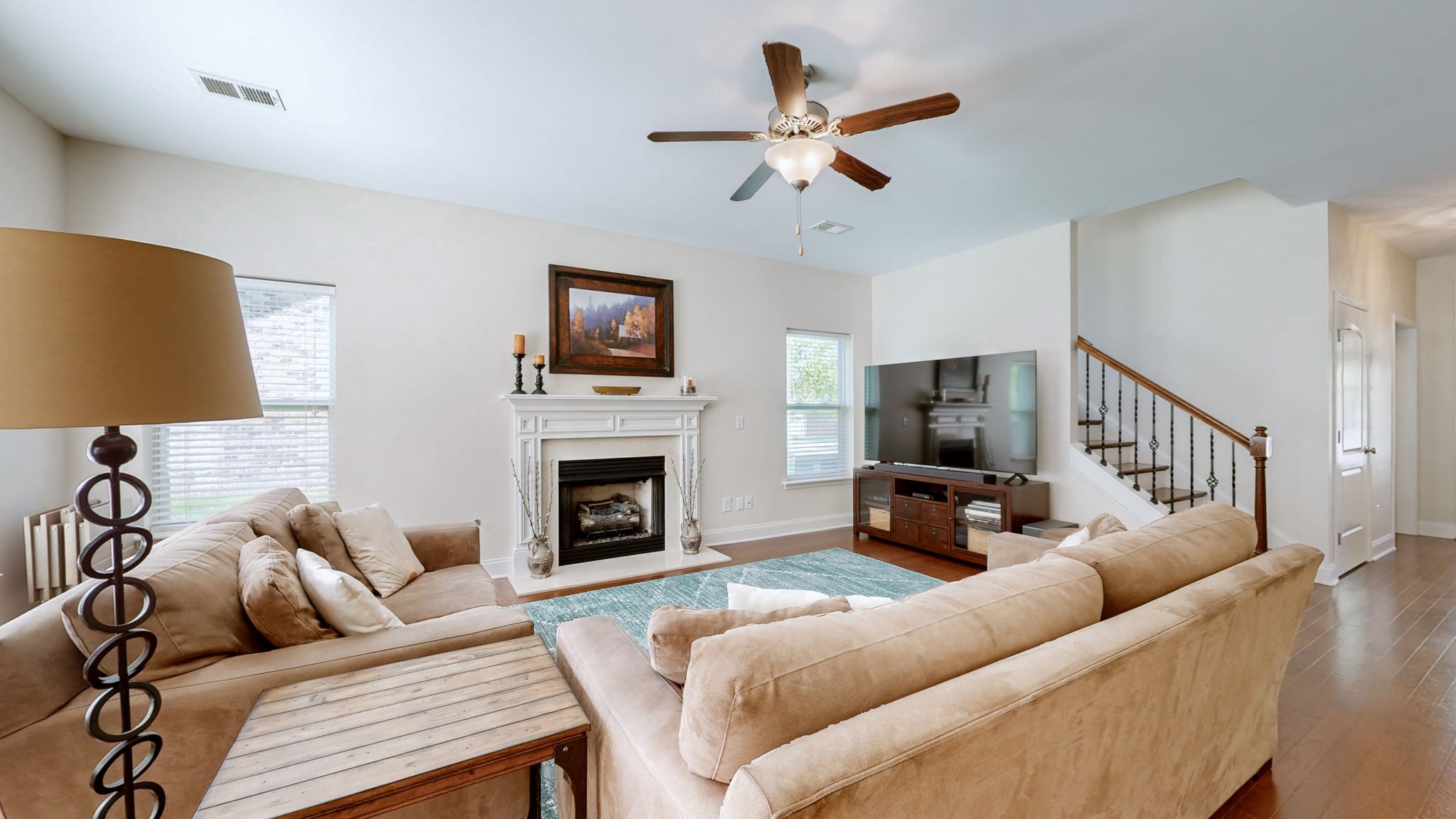 356 Irvine Ln
