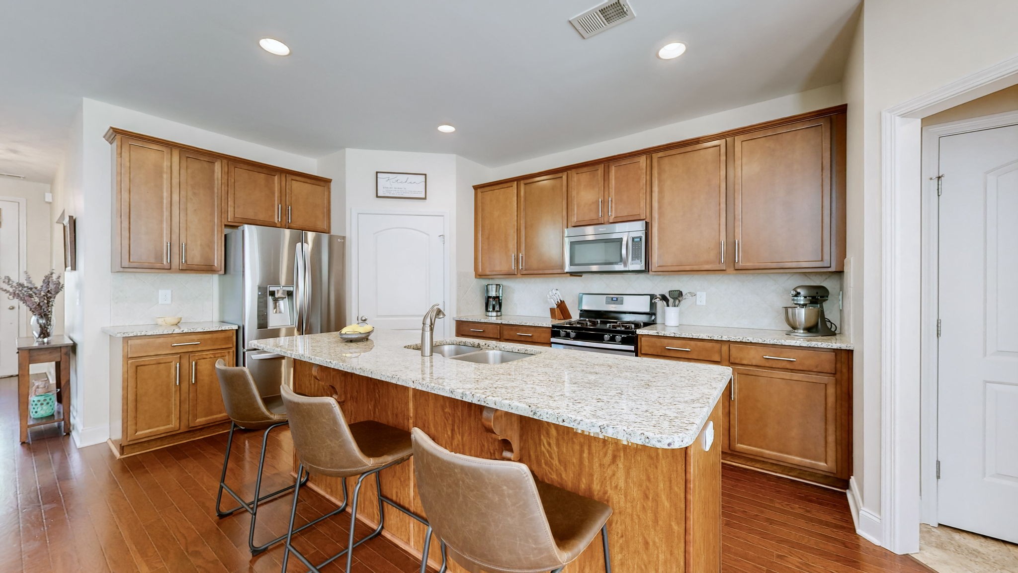 356 Irvine Ln