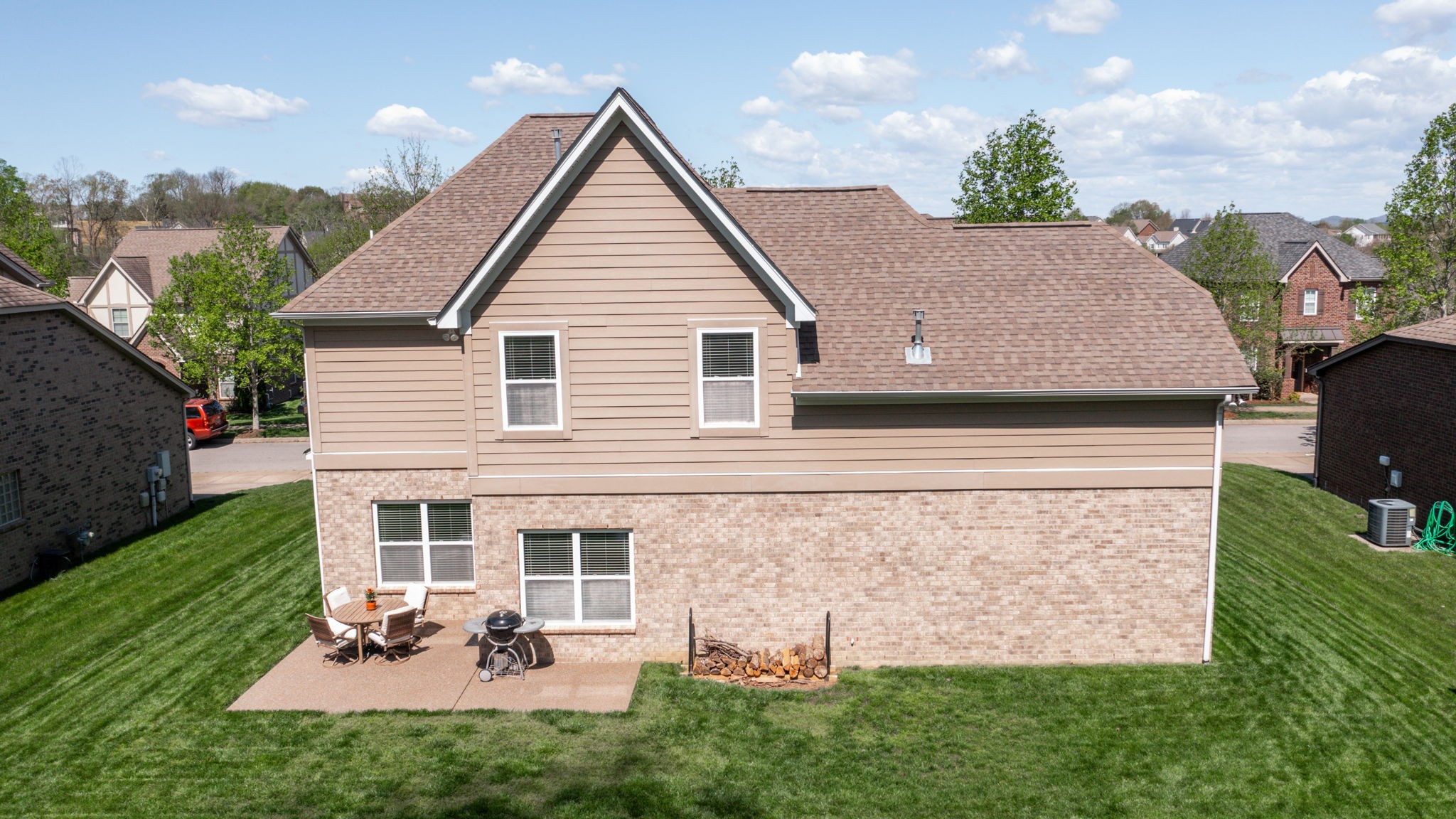 356 Irvine Ln