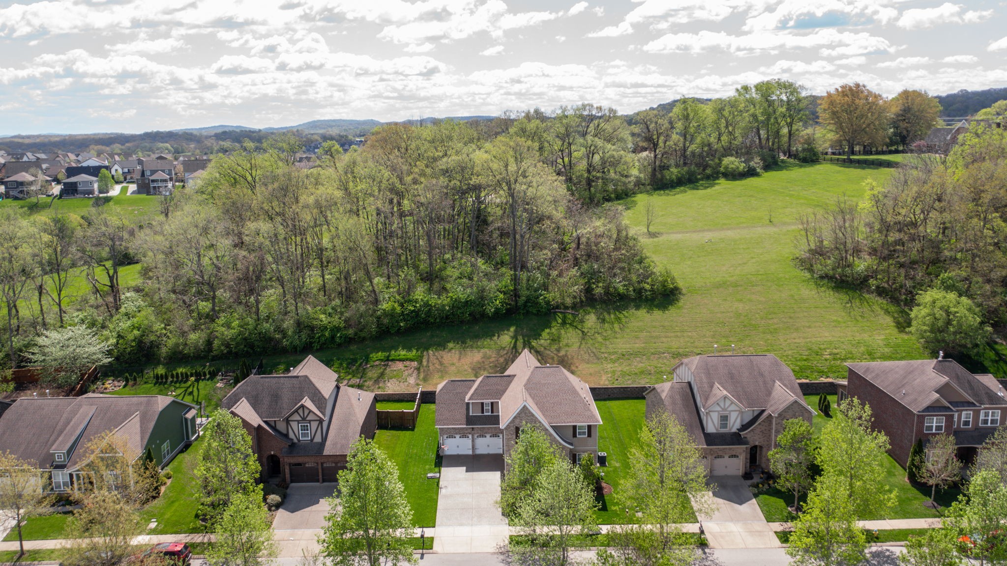 356 Irvine Ln
