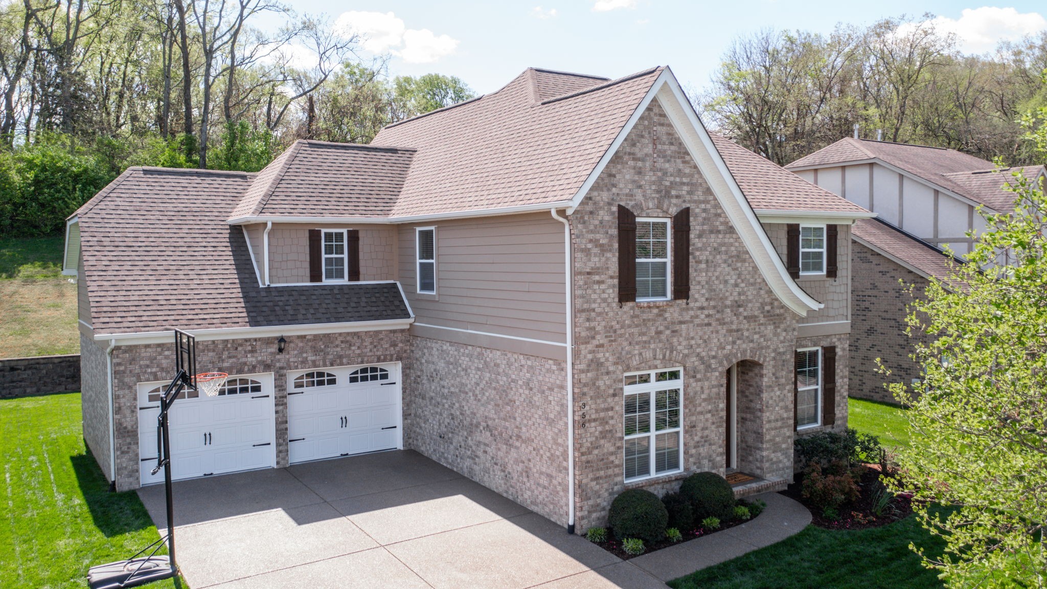 356 Irvine Ln