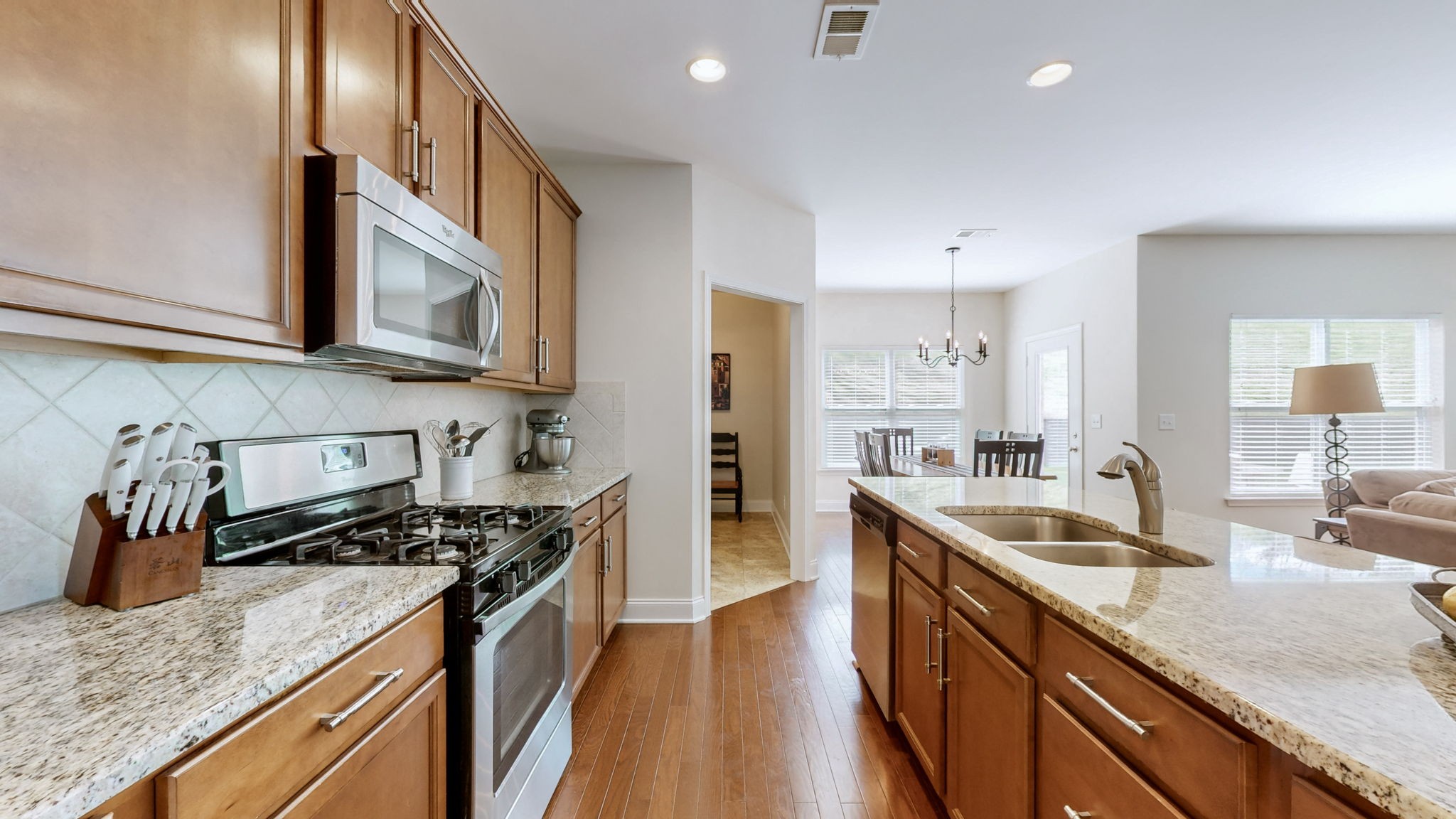 356 Irvine Ln