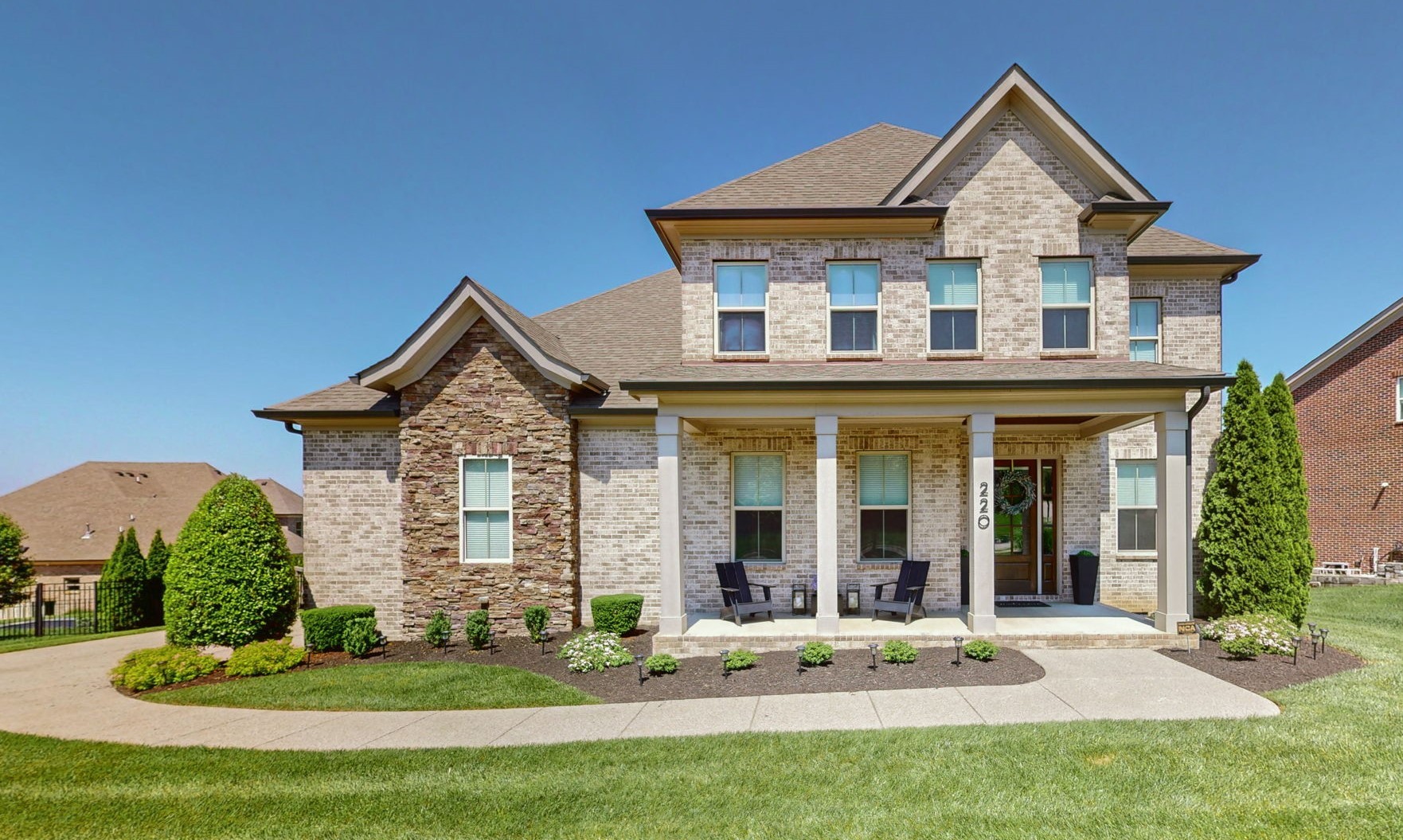 220 Snowden St, W