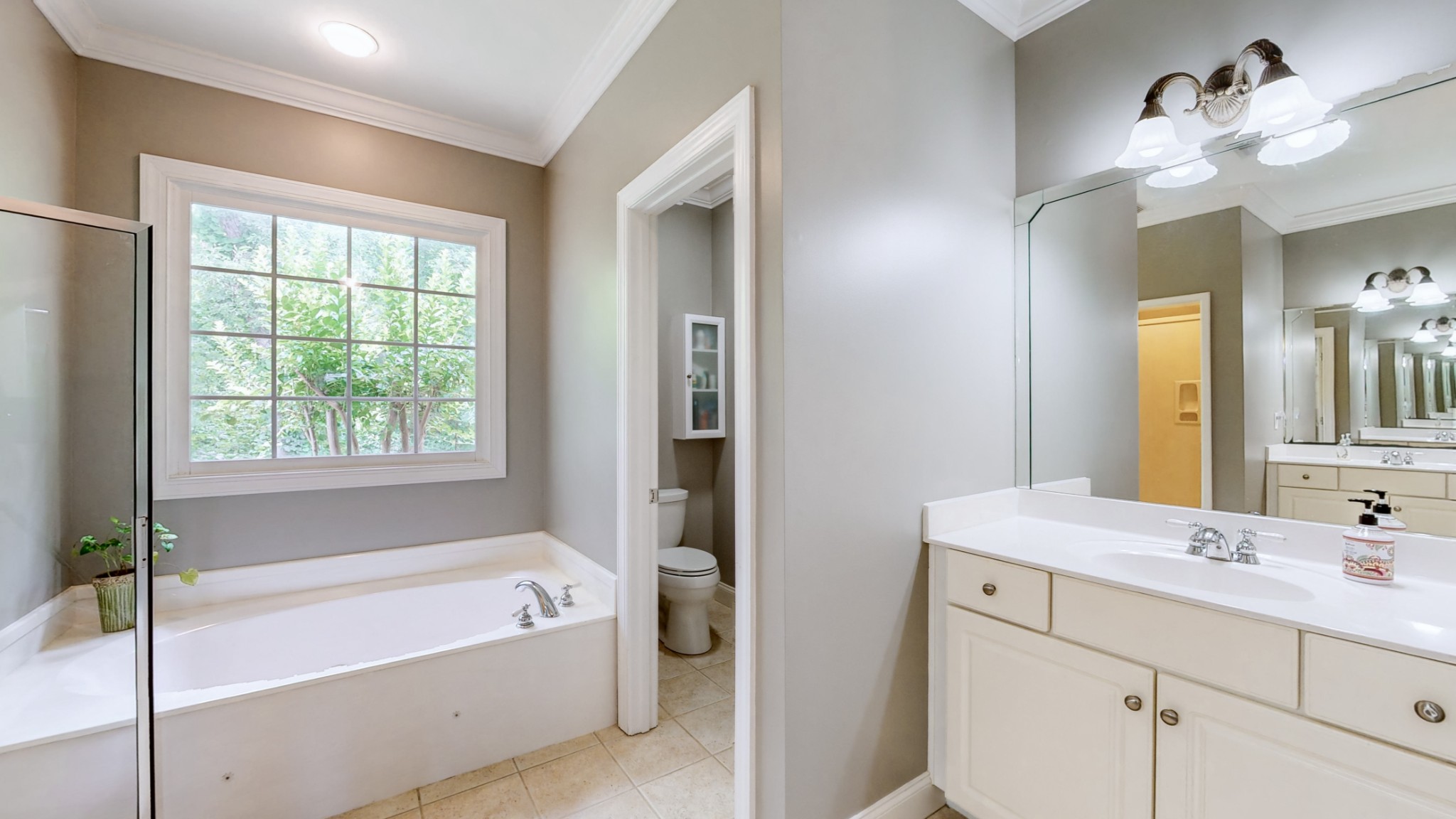 127 Gardenia Way