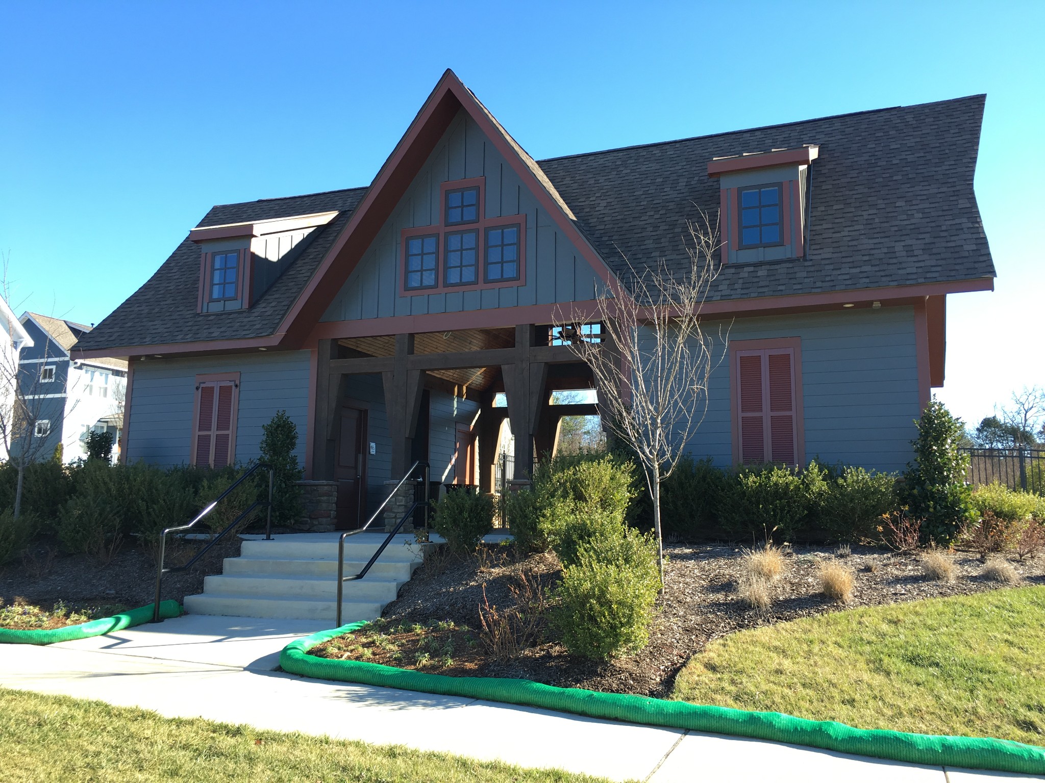9056 Wenlock Ln