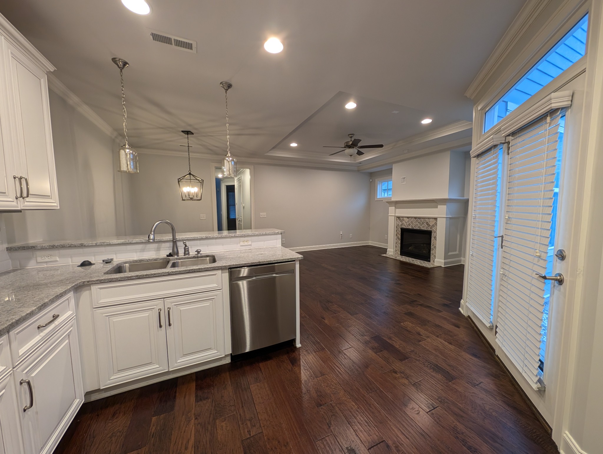9056 Wenlock Ln