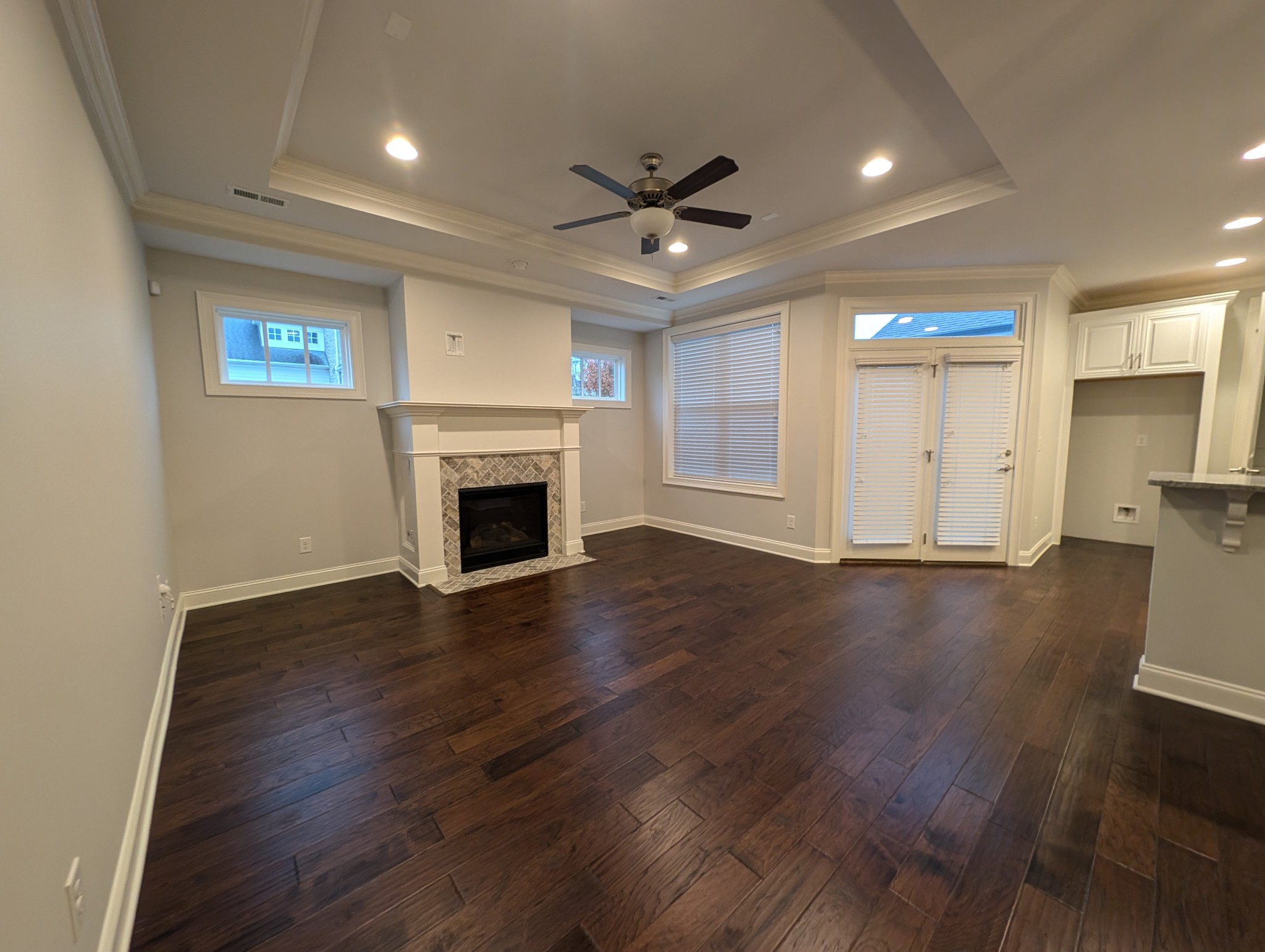 9056 Wenlock Ln