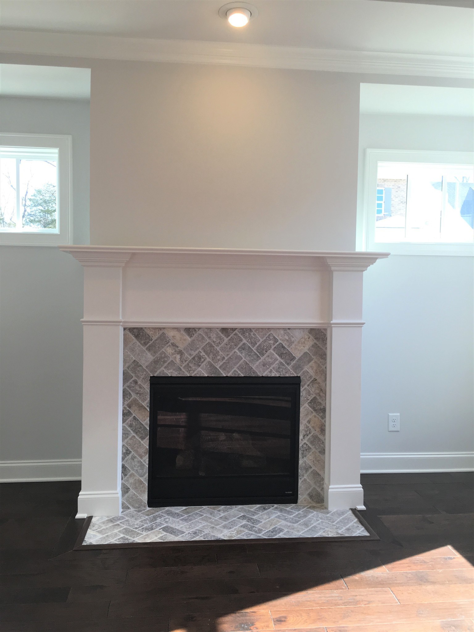 9056 Wenlock Ln