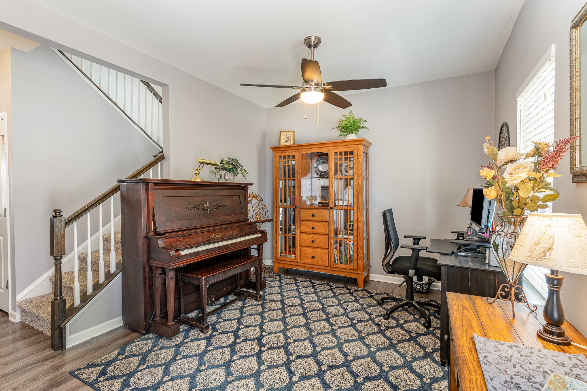 904 Fairdale Ct