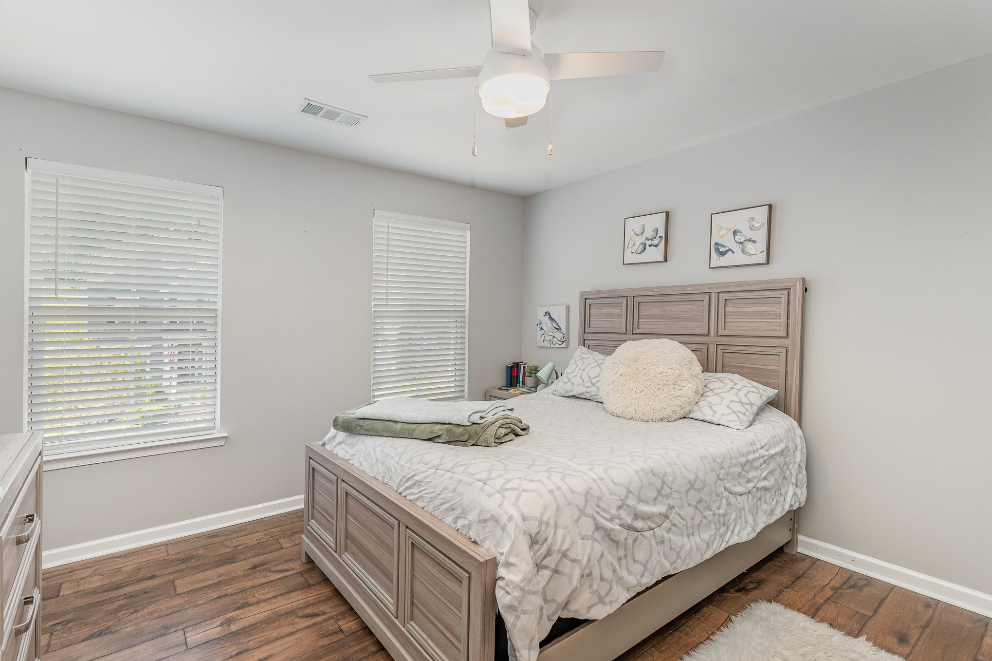 904 Fairdale Ct