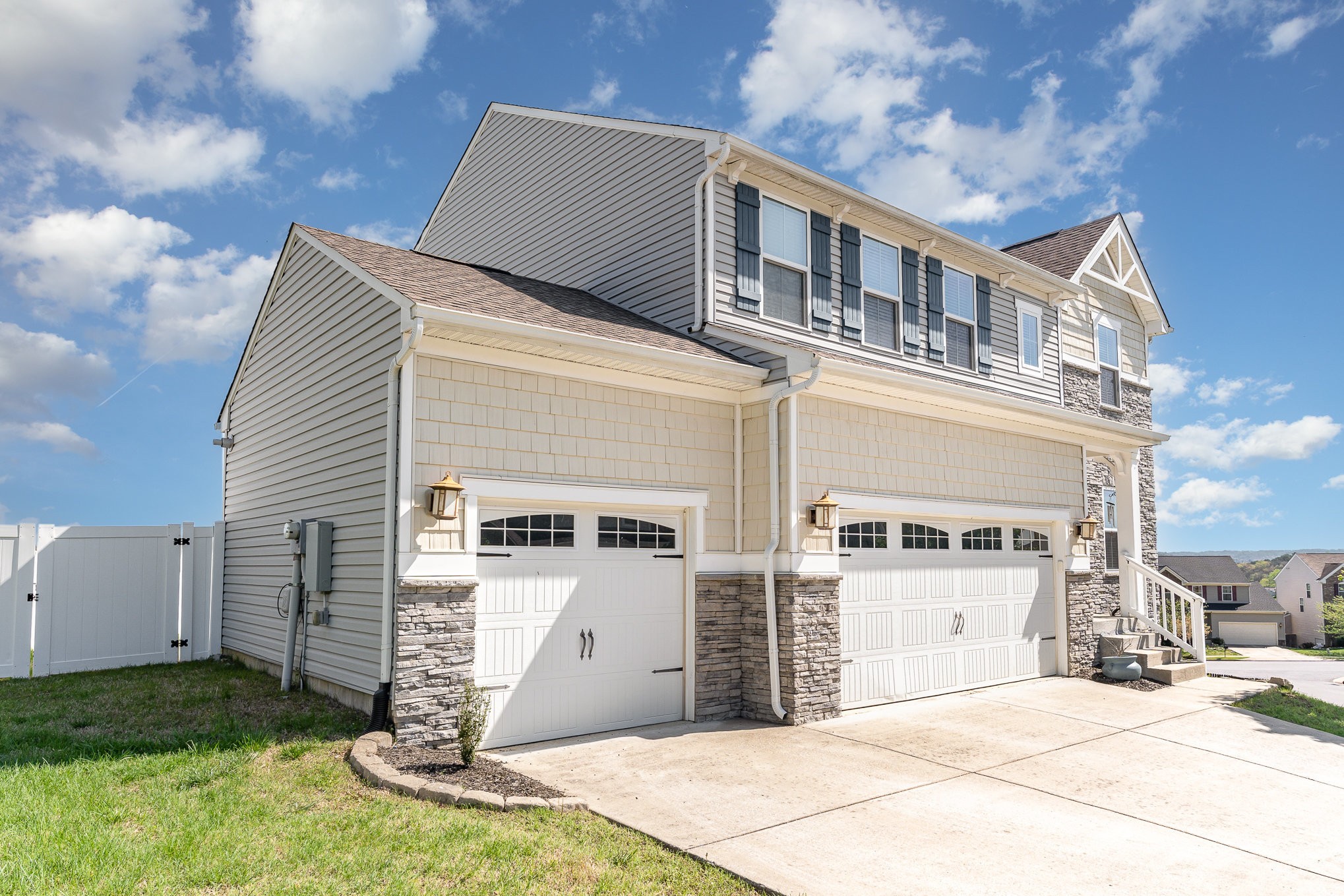 904 Fairdale Ct