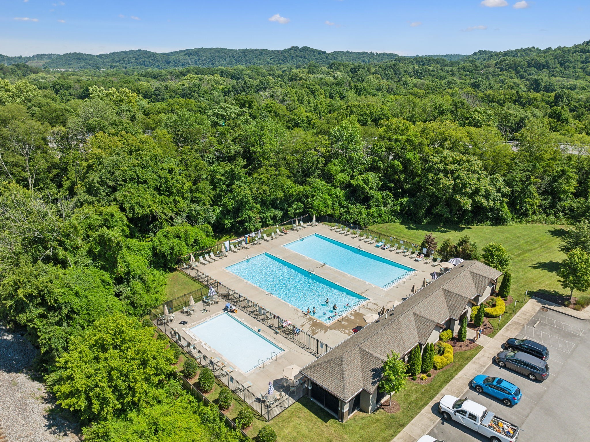 904 Fairdale Ct
