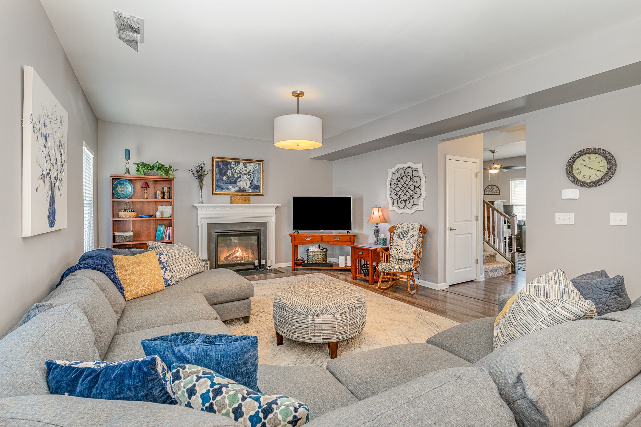 904 Fairdale Ct