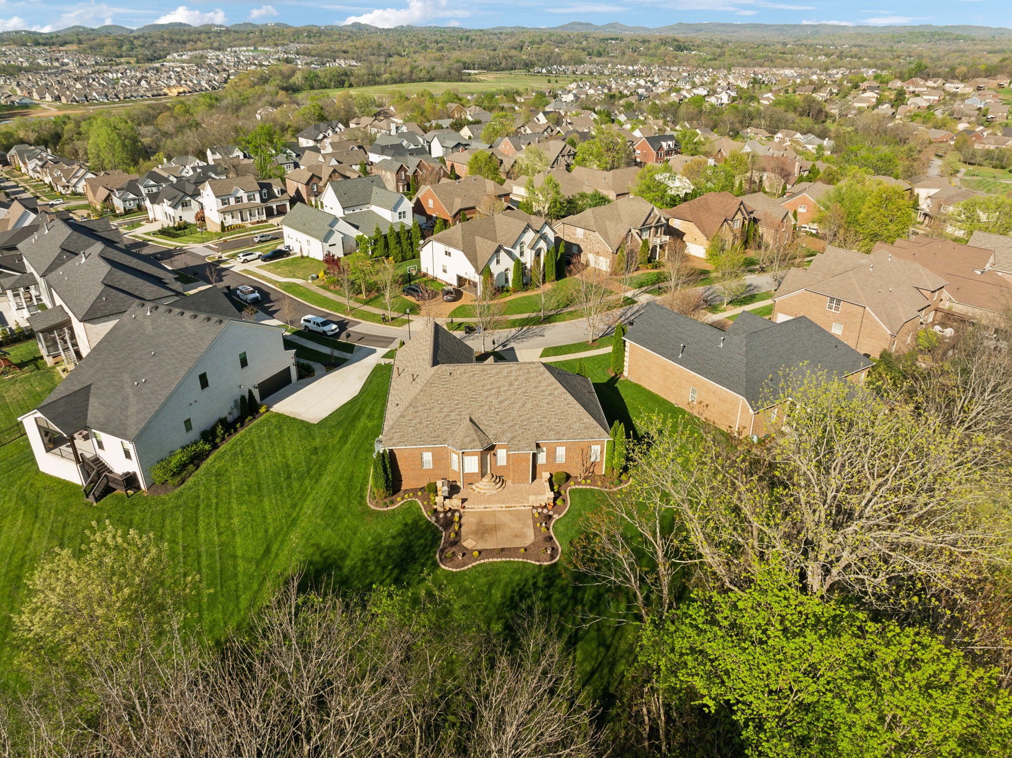 169 Circuit Rd