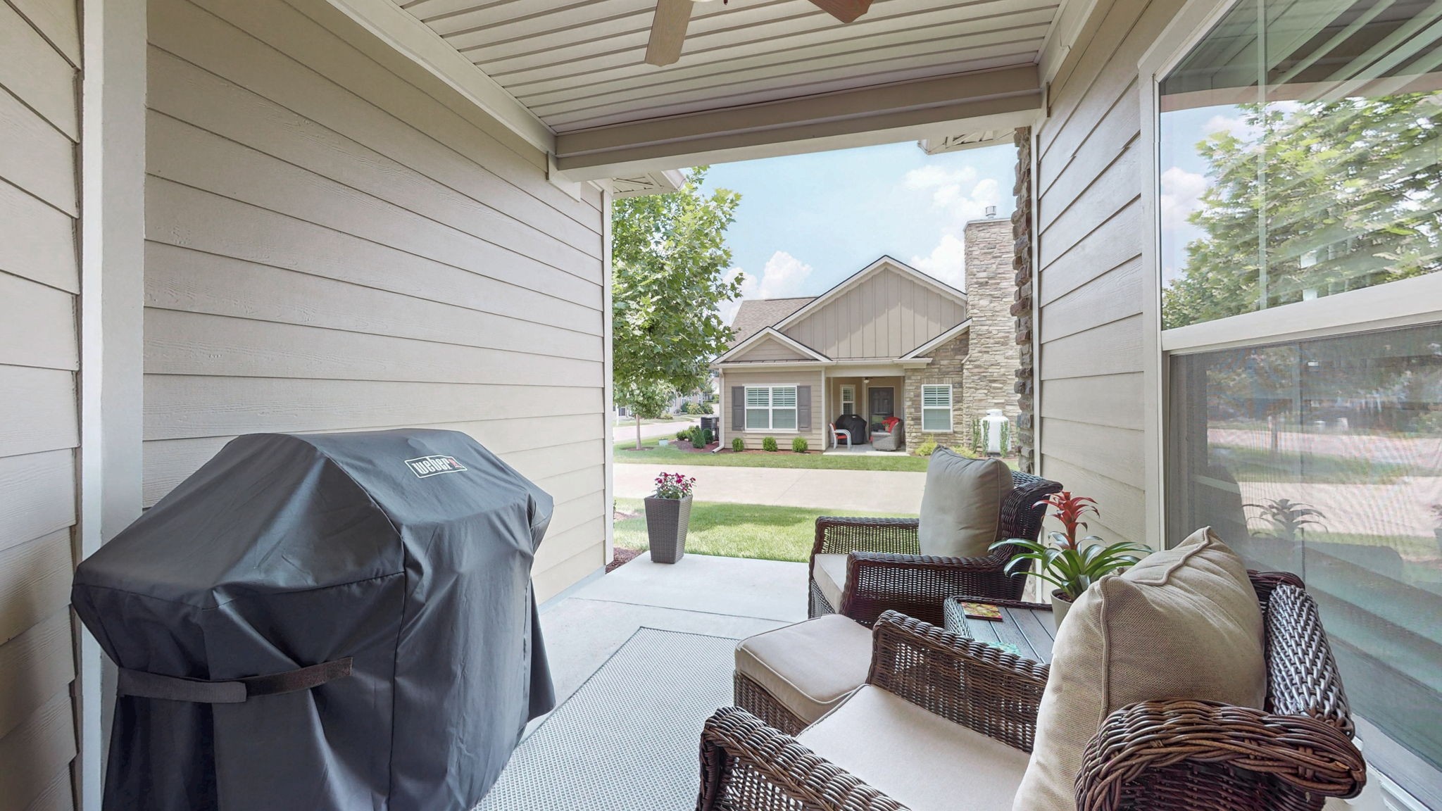 2337 Stonecenter Ln