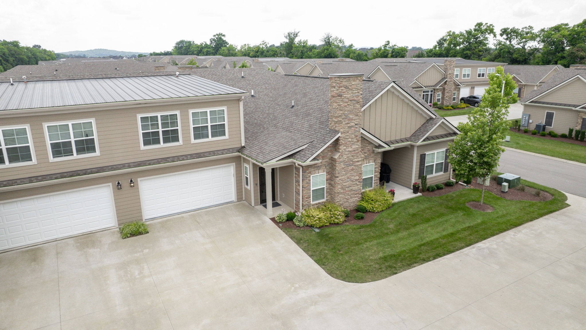 2337 Stonecenter Ln