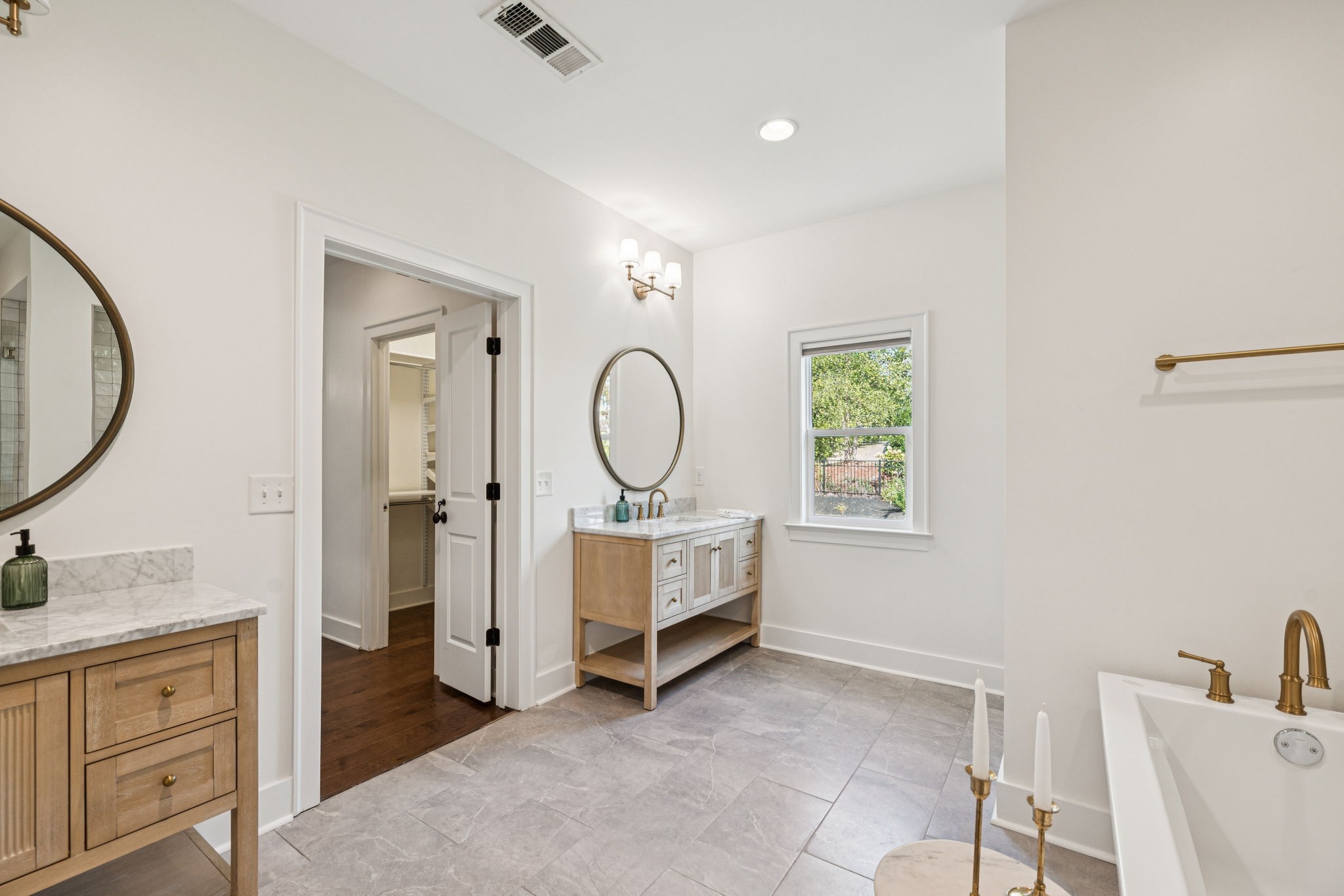 301 Finnhorse Ln