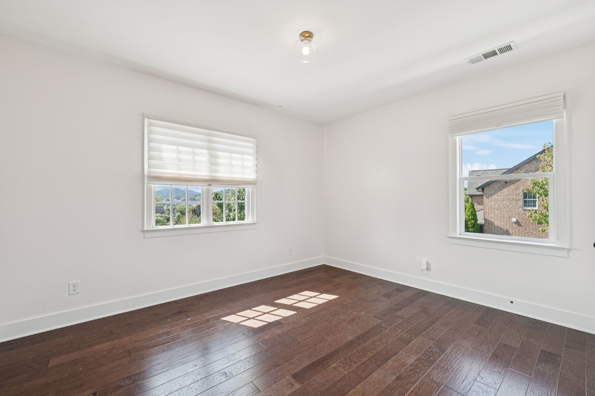 301 Finnhorse Ln