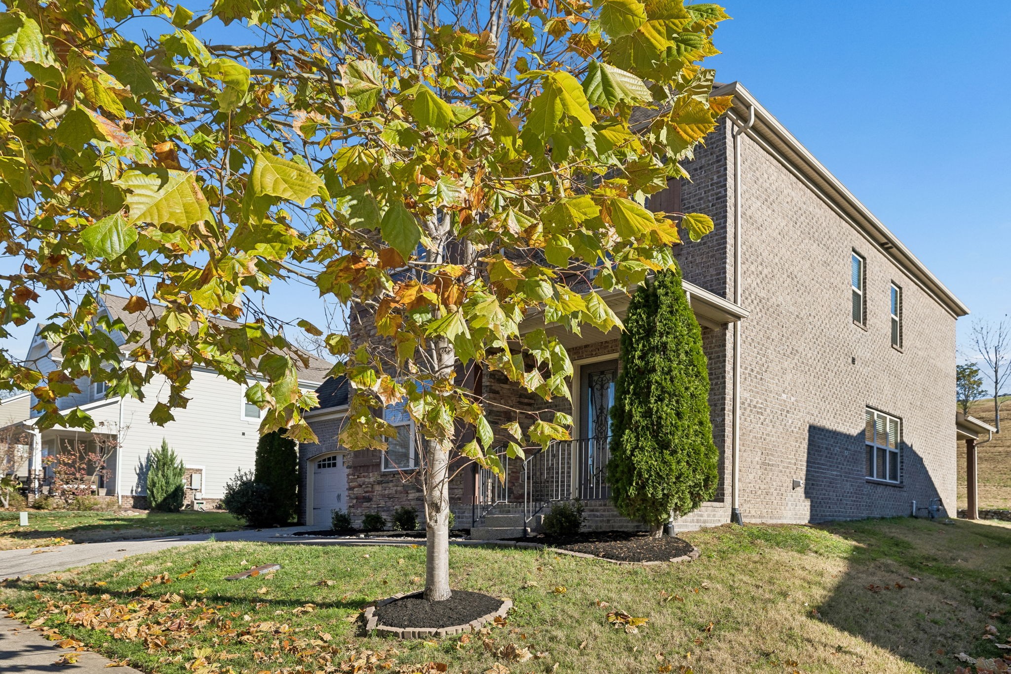 76 Molly Bright Ln