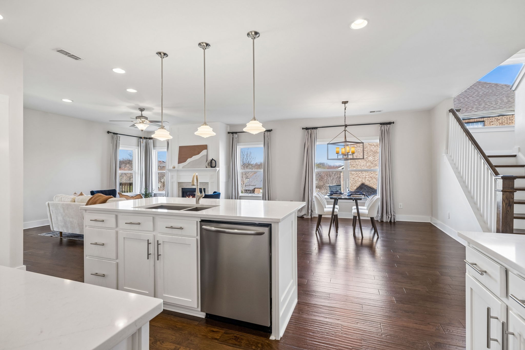 214 Fowler Cir
