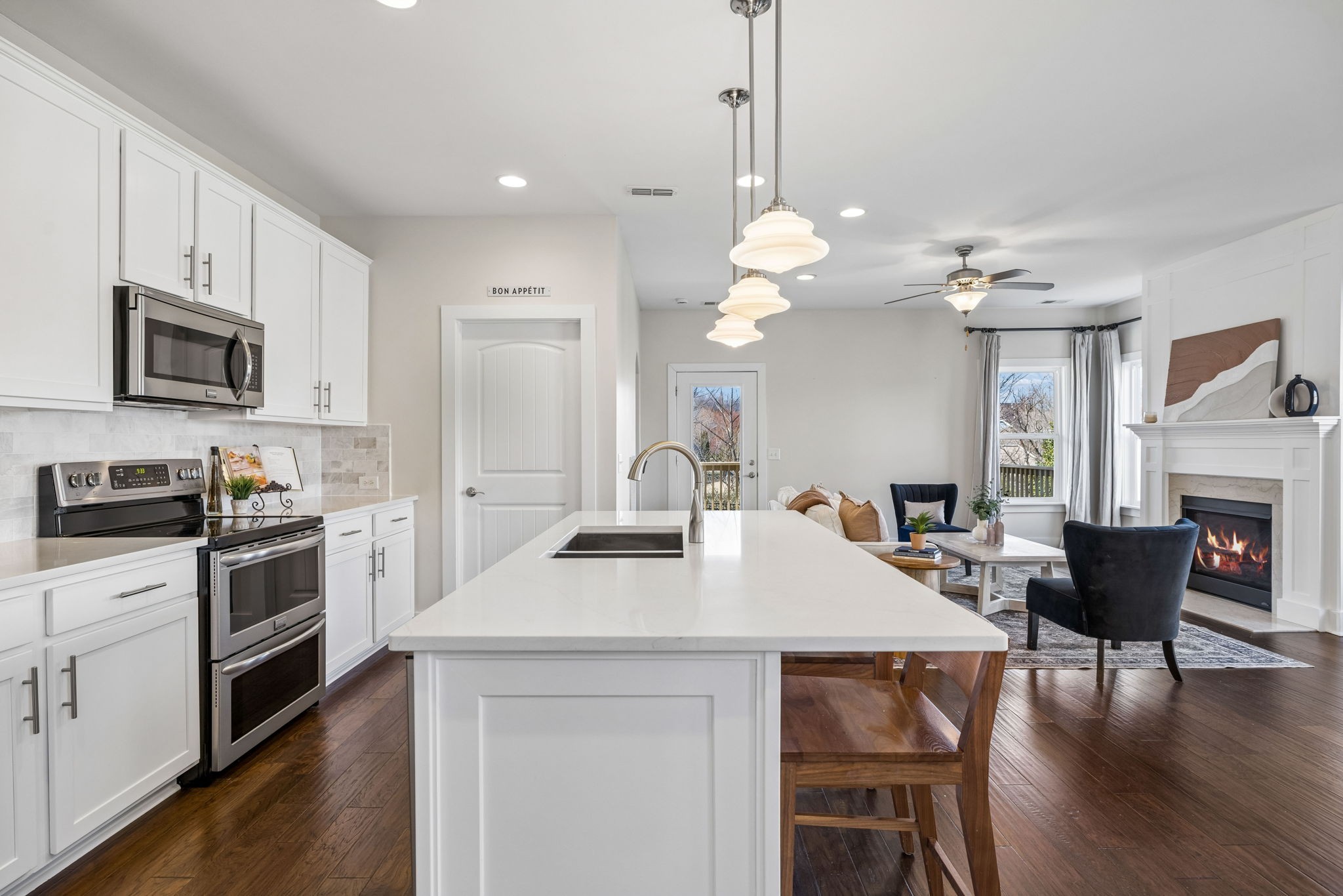 214 Fowler Cir