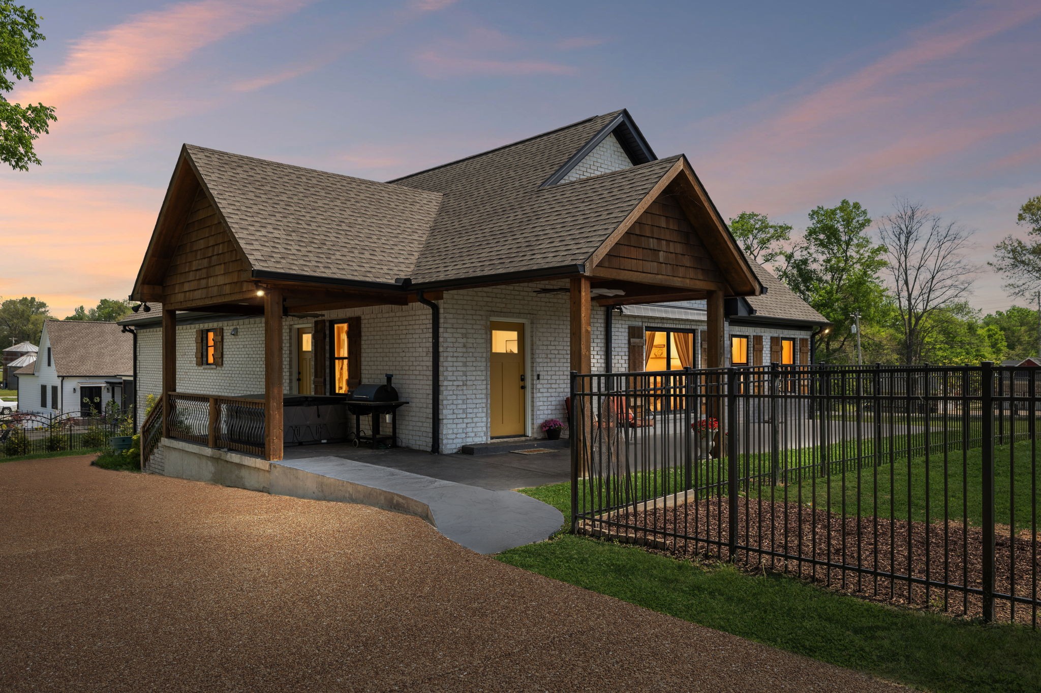 2104 Williamsport Pike