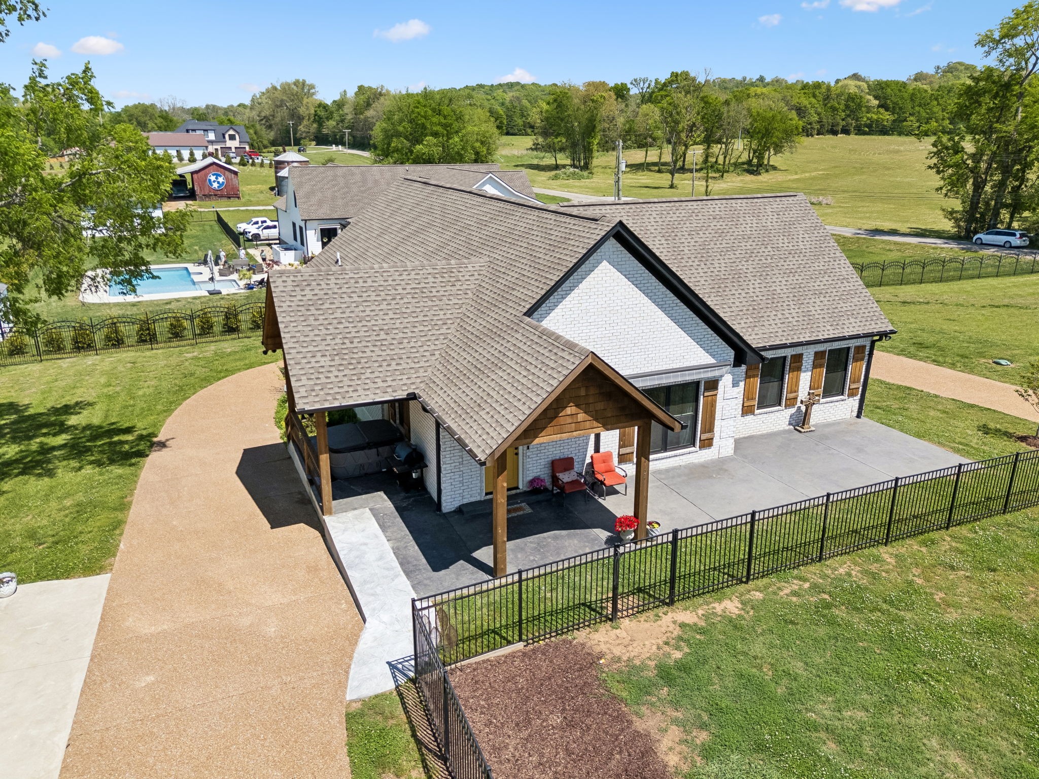 2104 Williamsport Pike