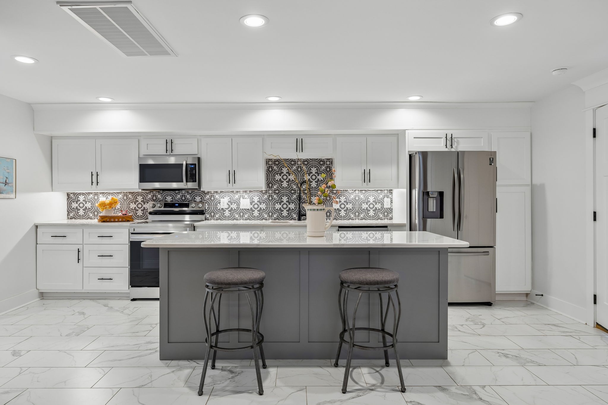 2104 Williamsport Pike