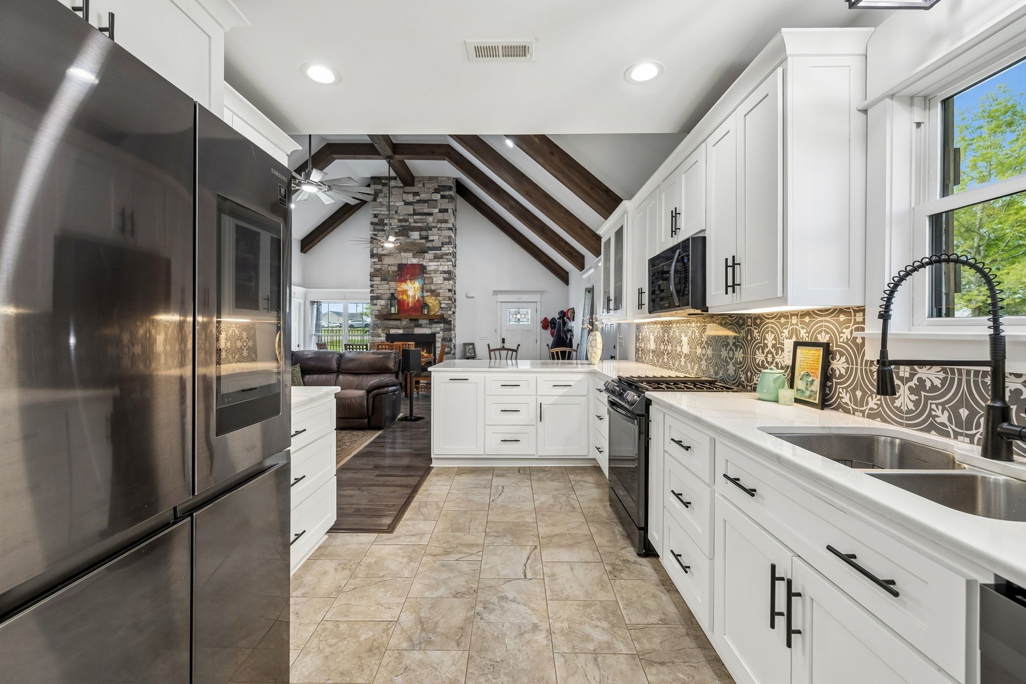 2104 Williamsport Pike