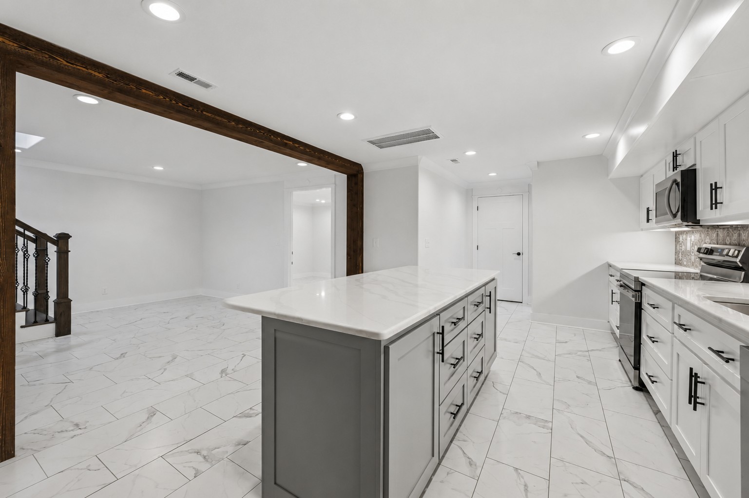 2104 Williamsport Pike