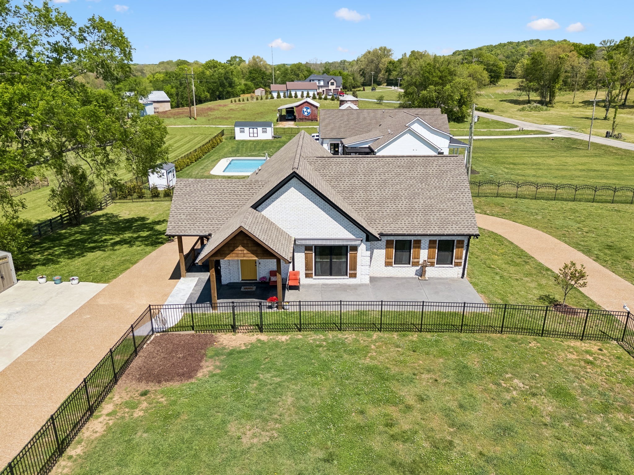 2104 Williamsport Pike
